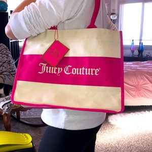 - 💕Gorgeous Juicy Couture Tote 💕💕💕 New w tags!! This is A must have 👑💕